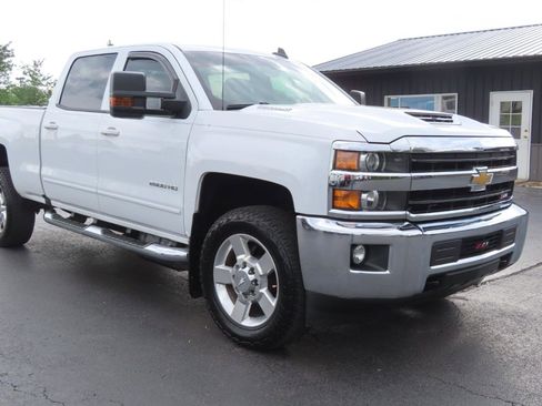 Used 2018 Chevrolet Silverado 2500 LT w/ LT Convenience Package AWD/4WD image 24