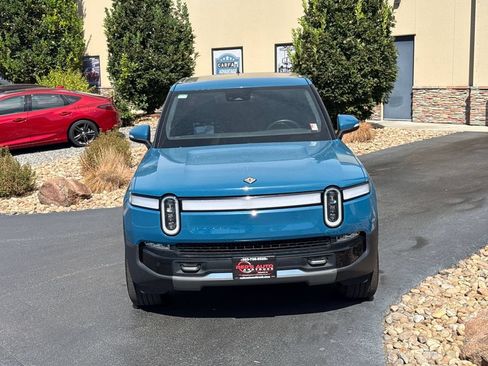 Used 2022 Rivian R1T Adventure AWD/4WD image 32