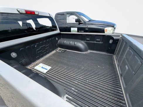 Used 2005 Chevrolet Colorado LS RWD image 10