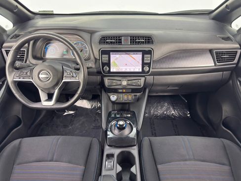 Used 2024 Nissan Leaf SV Plus image 11