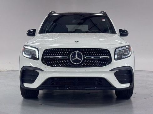Used 2022 Mercedes-Benz GLB 250 4MATIC image 9