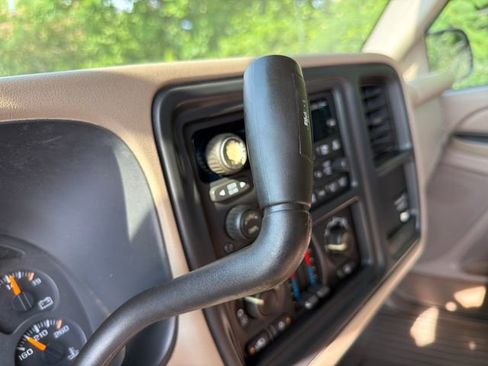 Used 2004 Chevrolet Silverado 1500 LS w/ Light Duty Power Package RWD image 22