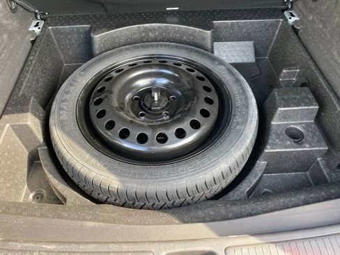 Used 2023 Buick Envision Essence image 15