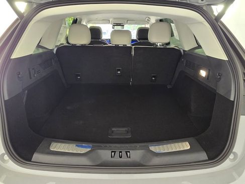New 2026 Lincoln Nautilus Premier AWD/4WD image 12