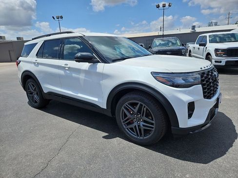 New 2026 Ford Explorer ST AWD/4WD image 1