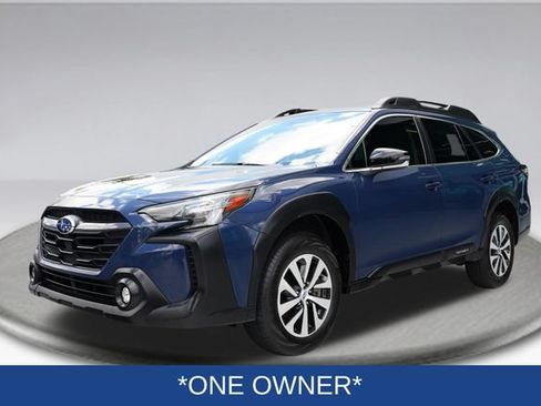 Used 2025 Subaru Outback Premium AWD/4WD image 5