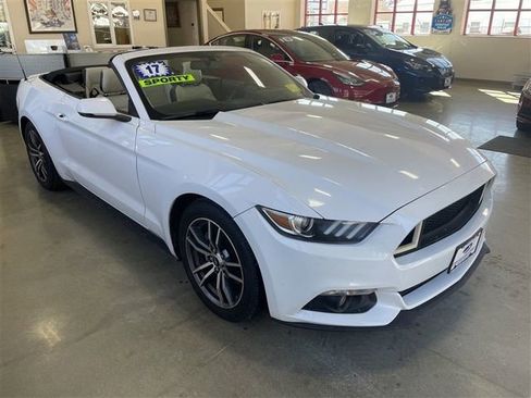 Used 2017 Ford Mustang Premium image 2