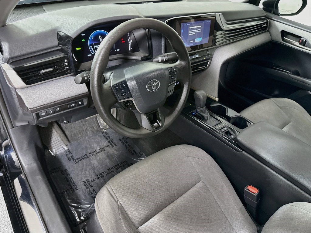 Used 2026 Toyota Camry LE FWD image 22