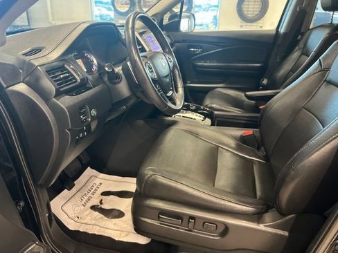 Used 2017 Honda Pilot Elite image 28