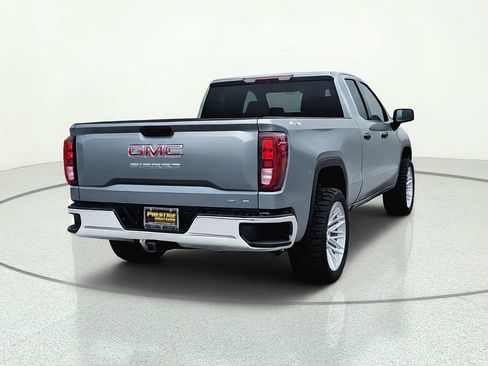 Used 2023 GMC Sierra 1500 SLE w/ Enhanced Capability Package AWD/4WD image 7