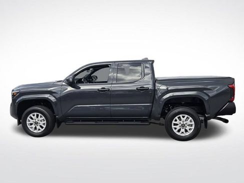 Used 2024 Toyota Tacoma SR RWD image 6