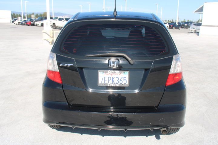 Used 2013 Honda Fit image 4