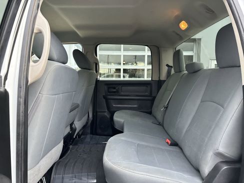 Used 2018 RAM 3500 Tradesman w/ Chrome Appearance Group image 8