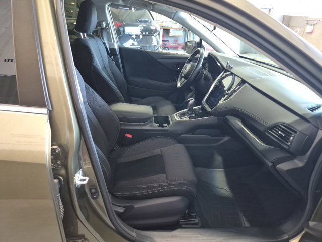 Used 2022 Subaru Outback Premium AWD/4WD image 23