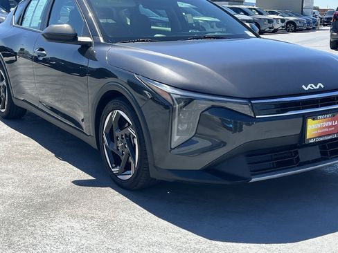 Certified 2025 Kia K4 EX FWD image 11