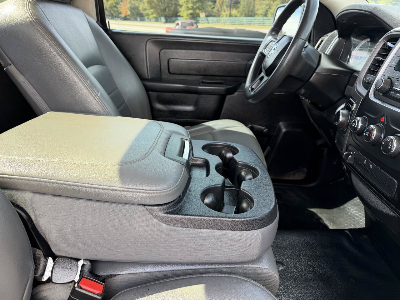 Used 2019 RAM 1500 Tradesman RWD image 9