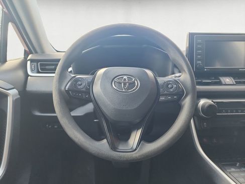 Certified 2022 Toyota RAV4 LE image 12