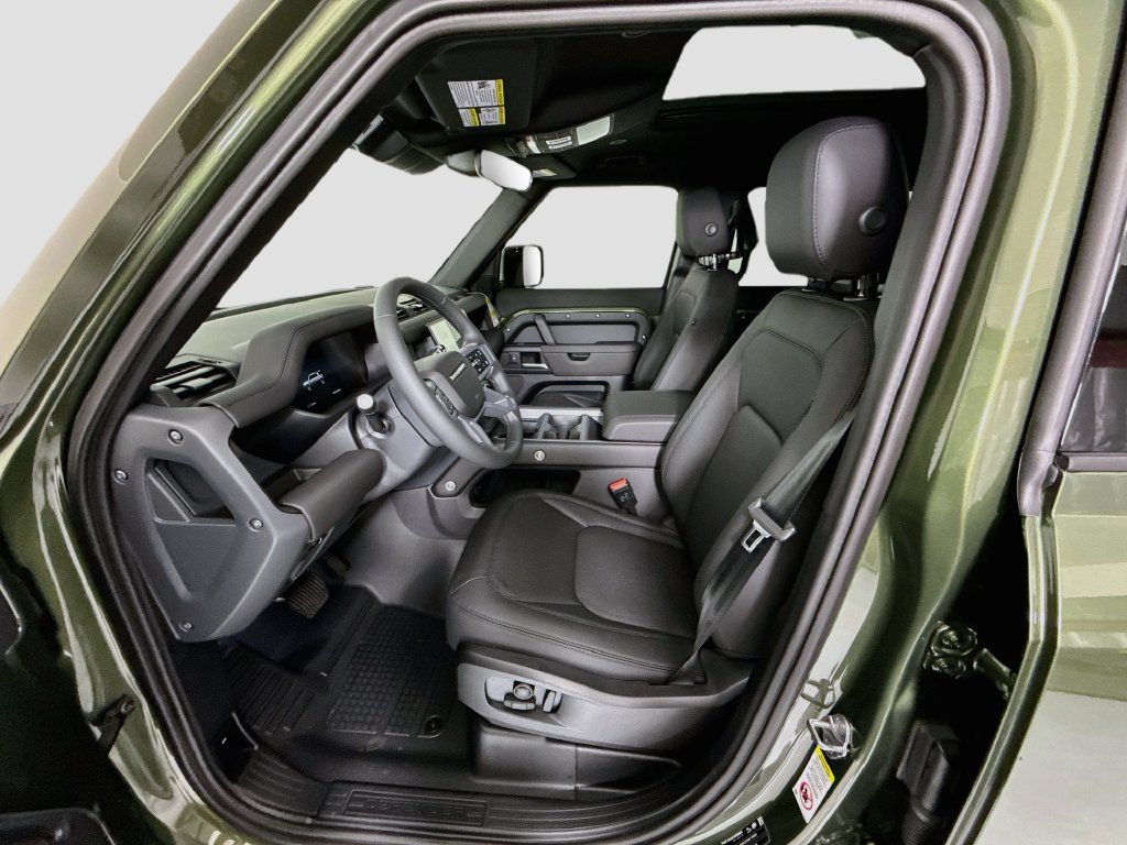 New 2026 Land Rover Defender 110 S AWD/4WD image 19