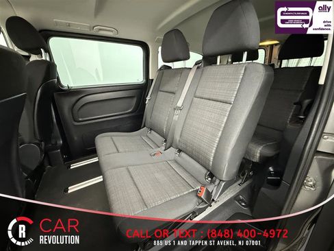 Used 2017 Mercedes-Benz Metris Passenger image 34