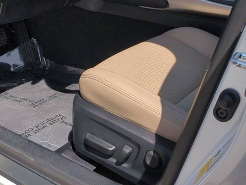 Used 2020 Lexus IS 300 w/ Navigation Package RWD image 12