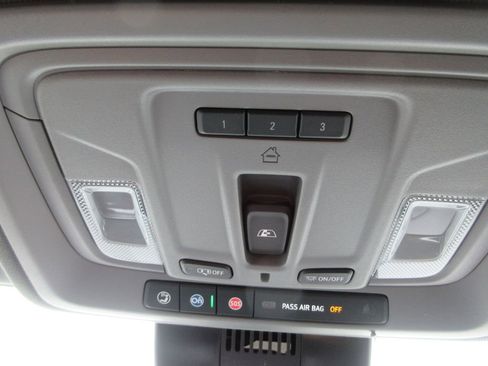 New 2026 Chevrolet Silverado 1500 RST w/ Convenience Package II AWD/4WD image 36