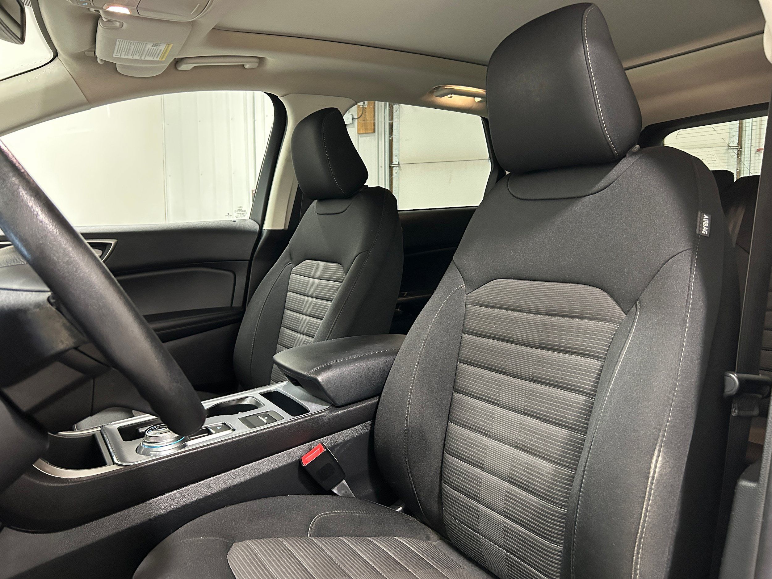 Used 2021 Ford Edge SEL w/ Convenience Package AWD/4WD image 23