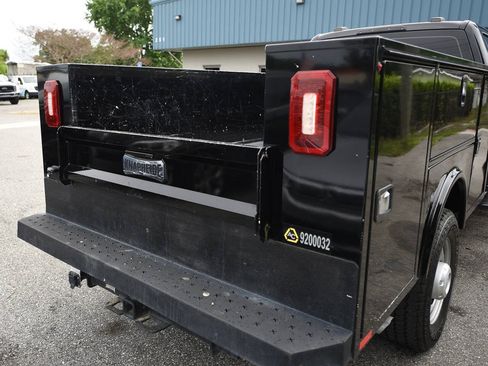 Used 2024 Ford F350 XL AWD/4WD image 17