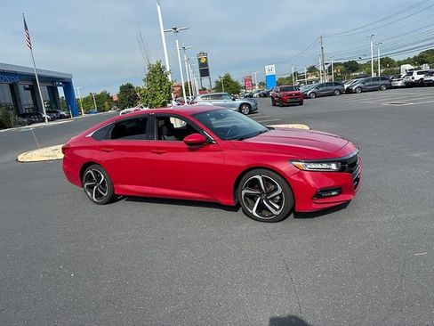 Used 2018 Honda Accord Sport image 4