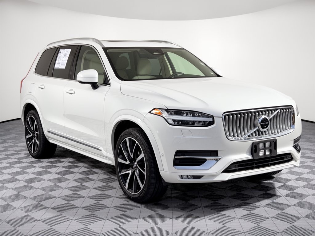 Certified 2025 Volvo XC90 B5 Plus w/ Protection Package Premier AWD/4WD image 7