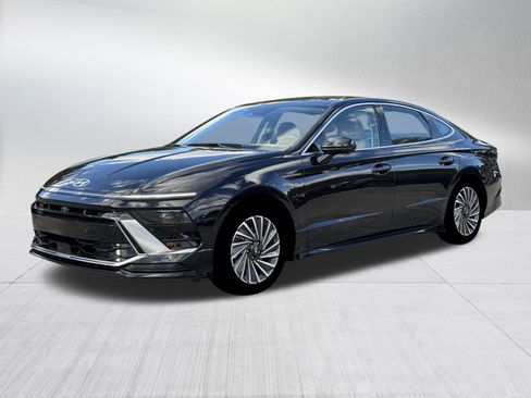 New 2026 Hyundai Sonata Limited image 2