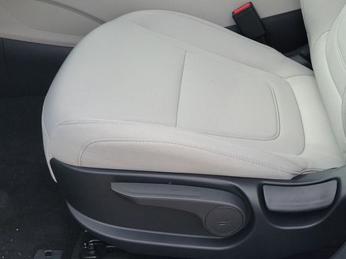 New 2026 Hyundai Tucson SE FWD image 16