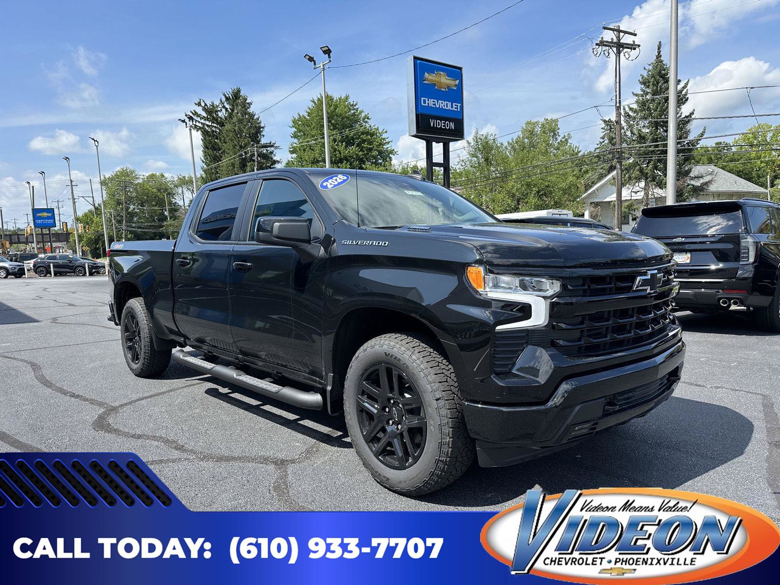 New 2026 Chevrolet Silverado 1500 RST w/ RST Select Package AWD/4WD image 1