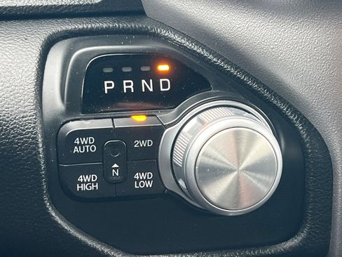 Used 2019 RAM 1500 Sport w/ Level 2 Equipment Group AWD/4WD image 17