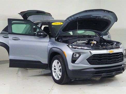 Used 2024 Chevrolet TrailBlazer LS image 9