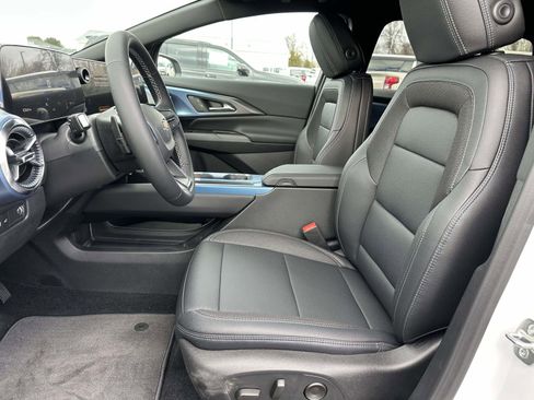 New 2026 Chevrolet Equinox EV LT image 21