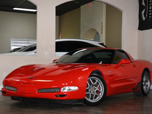 Used 2003 Chevrolet Corvette Z06 w/ Memory Package, 3 Drivers RWD image 4