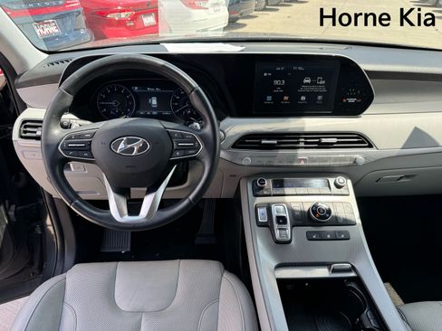 Used 2020 Hyundai Palisade SEL w/ Premium Package AWD/4WD image 16