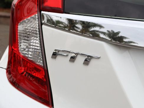 Used 2016 Honda Fit EX image 42