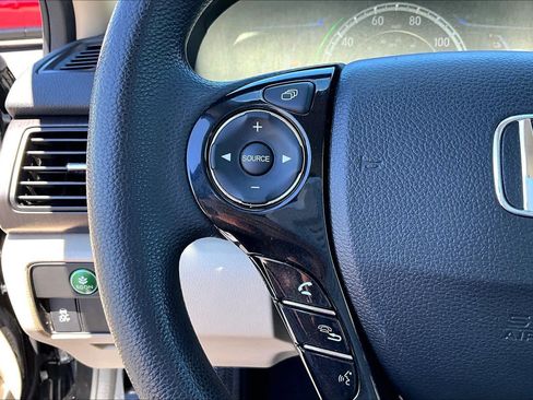 Used 2014 Honda Accord Hybrid Sedan image 21