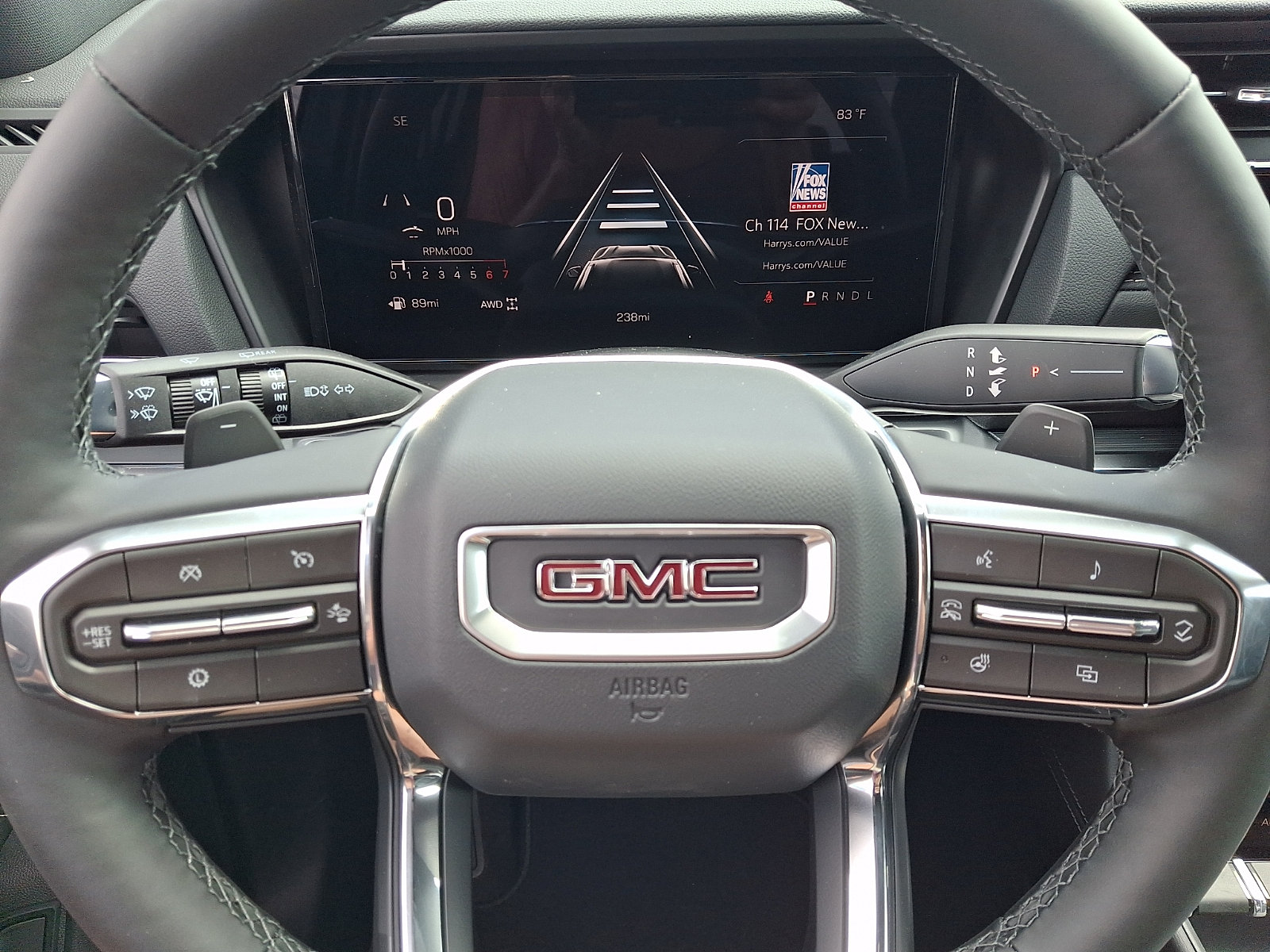 New 2027 GMC Terrain Elevation w/ Elevation Premium Package AWD/4WD image 9