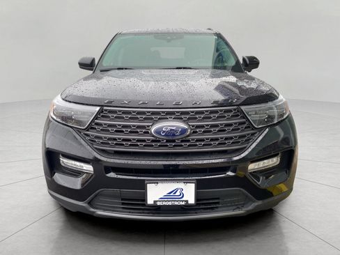 Used 2023 Ford Explorer XLT w/ Equipment Group 202A image 30