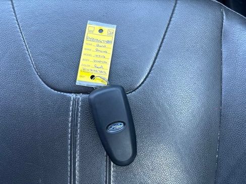 Used 2013 Ford Focus Titanium FWD image 11