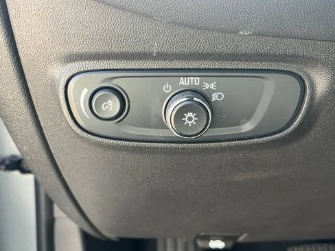 Used 2024 Chevrolet Equinox LT FWD image 6