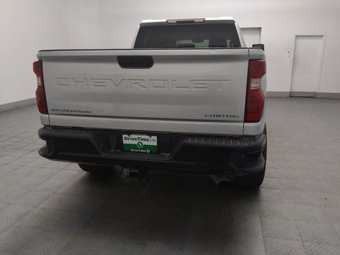 Used 2022 Chevrolet Silverado 2500 Custom w/ Custom Convenience Package RWD image 7