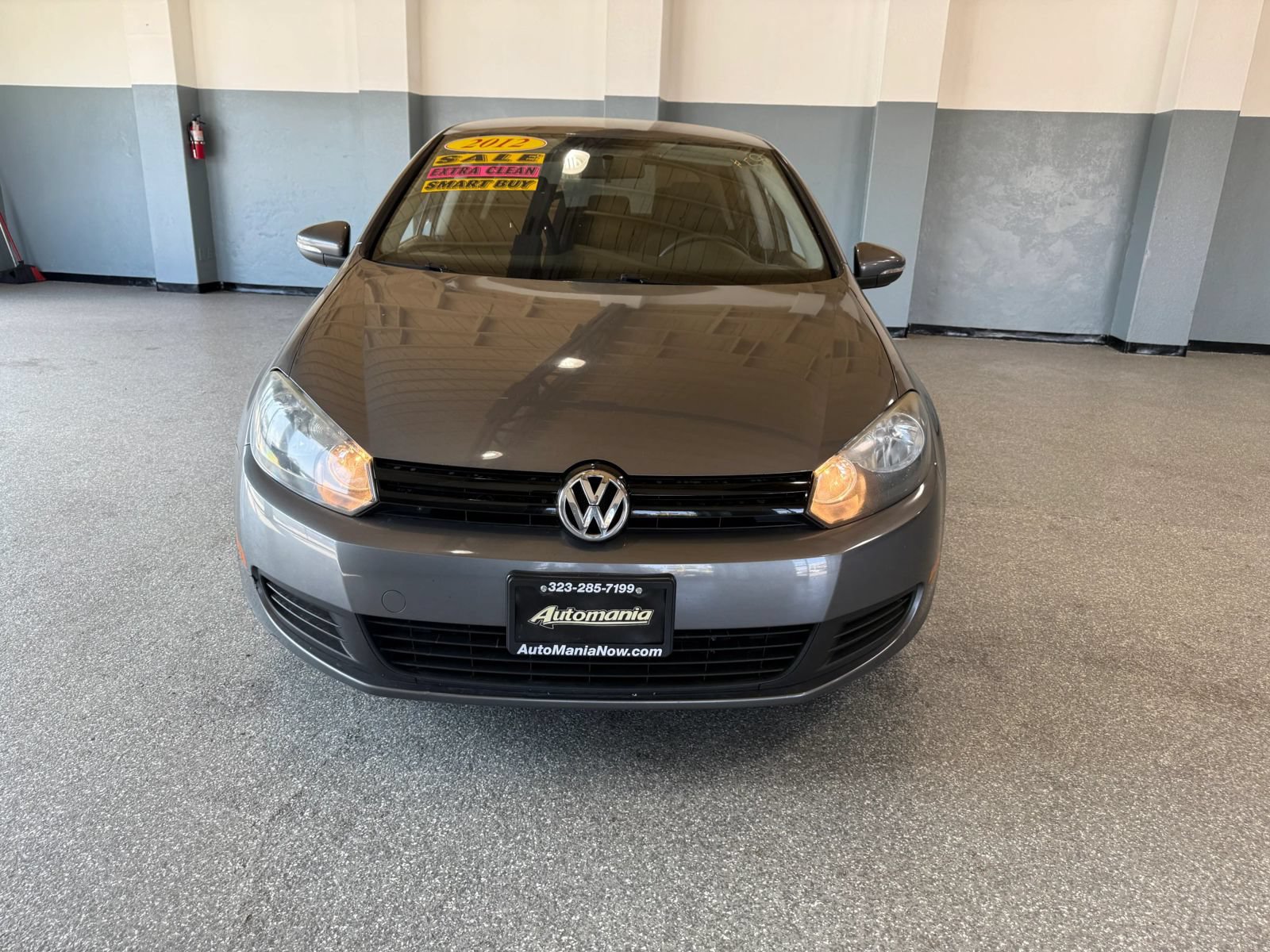 Used 2012 Volkswagen Golf 4-Door FWD image 2
