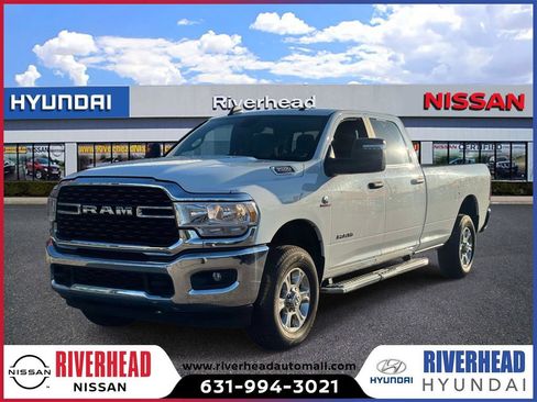 Used 2024 RAM 3500 Big Horn AWD/4WD image 2