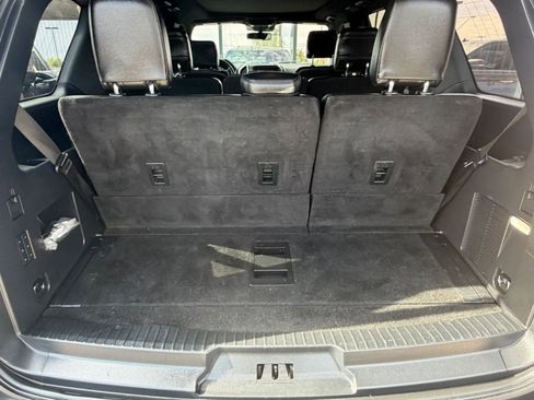 Used 2018 Ford Expedition Limited w/ Equipment Group 301A AWD/4WD image 33