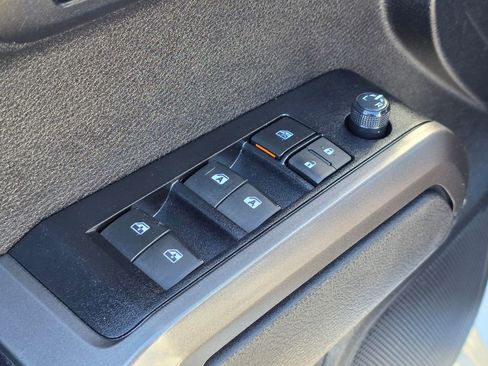 Used 2023 Toyota Tacoma TRD Off-Road image 21