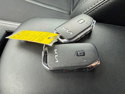 Used 2023 Kia K5 GT-Line image 43