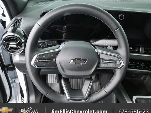 New 2026 Chevrolet Equinox LT w/ Midnight Edition FWD image 7